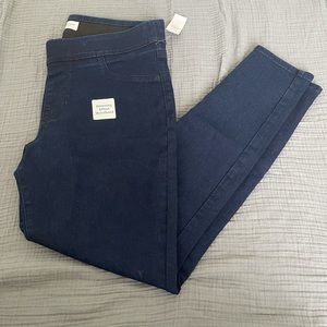 Old Navy Super Skinny Jeggings